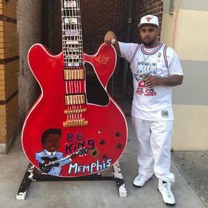 Meet your Posher, Kenny